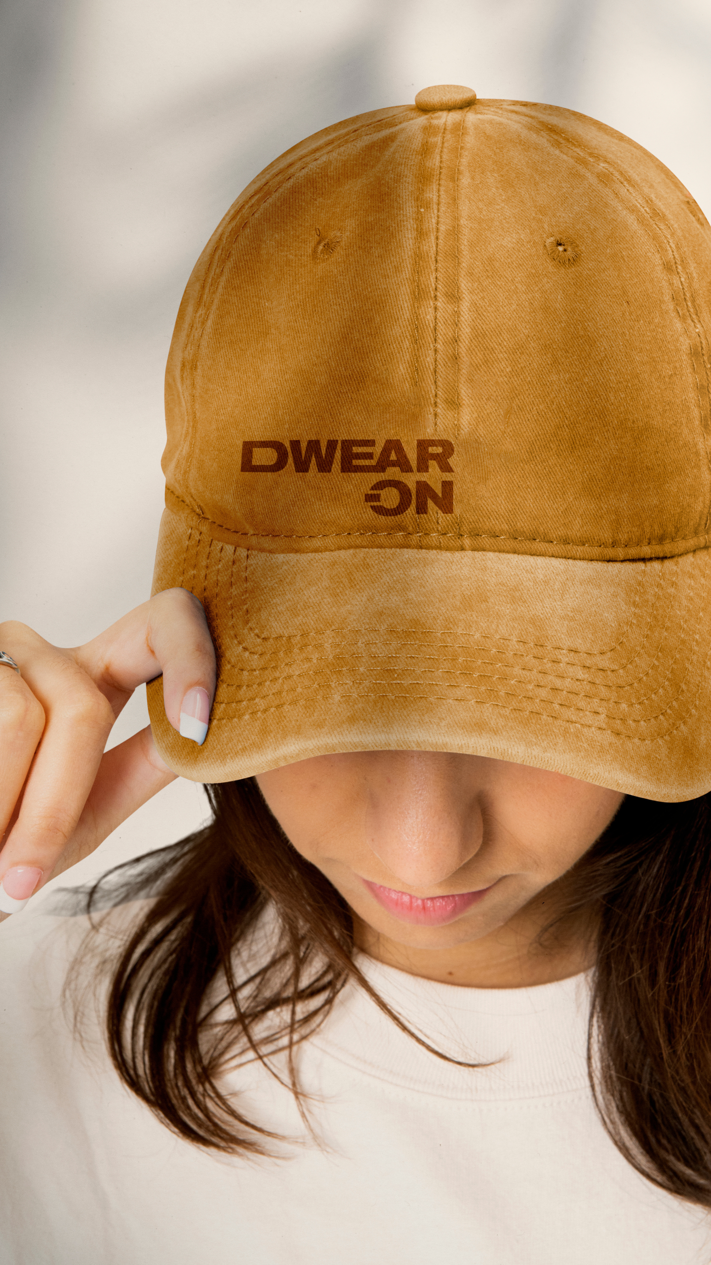 Dwear-On Branding